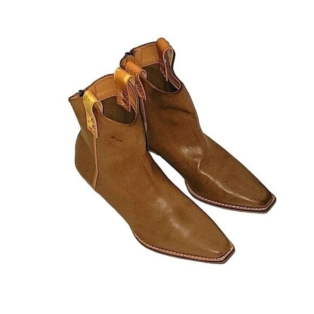 Brown Leather Heeled Boots